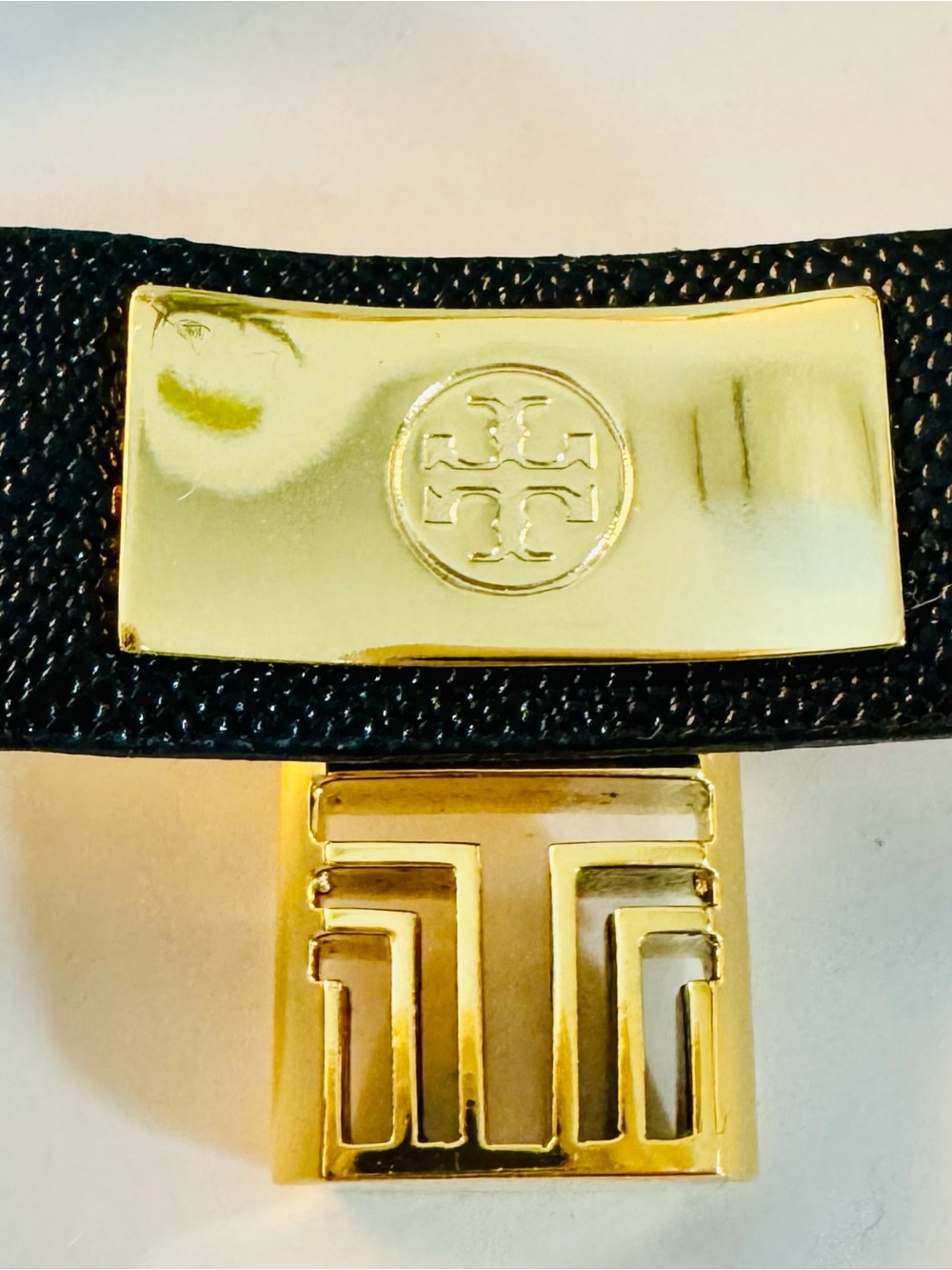 Authentic Tory Burch Black Textured Leather & Gold Logo Lock Bracelet - Picture 8 of 13